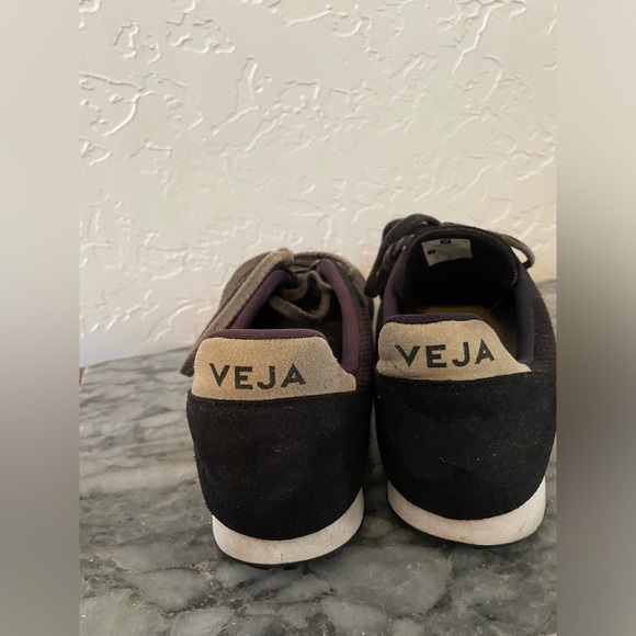 Veja Men’s SDU B-MESH BLACK WHITE shoes. 11.5. GUC. - Picture 8 of 14
